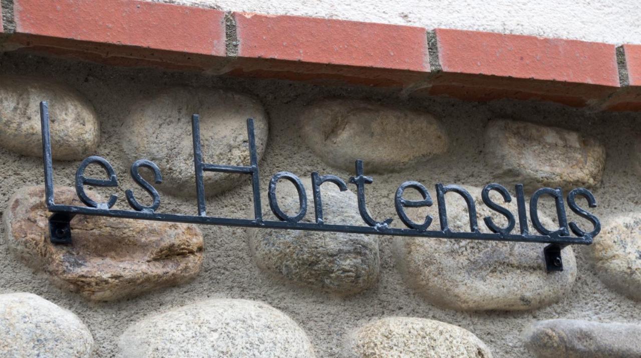 Les Hortensias Millas Esterno foto
